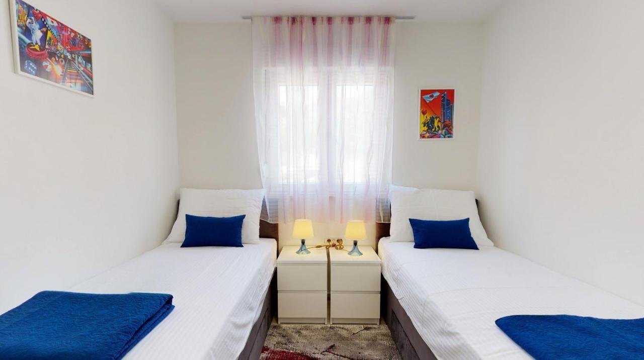 R&R Residence بودْسْتغانا المظهر الخارجي الصورة
