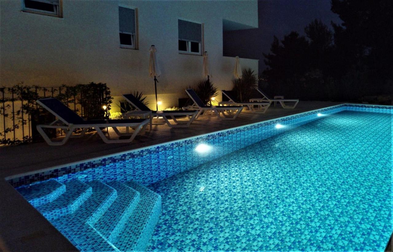 R&R Residence بودْسْتغانا المظهر الخارجي الصورة