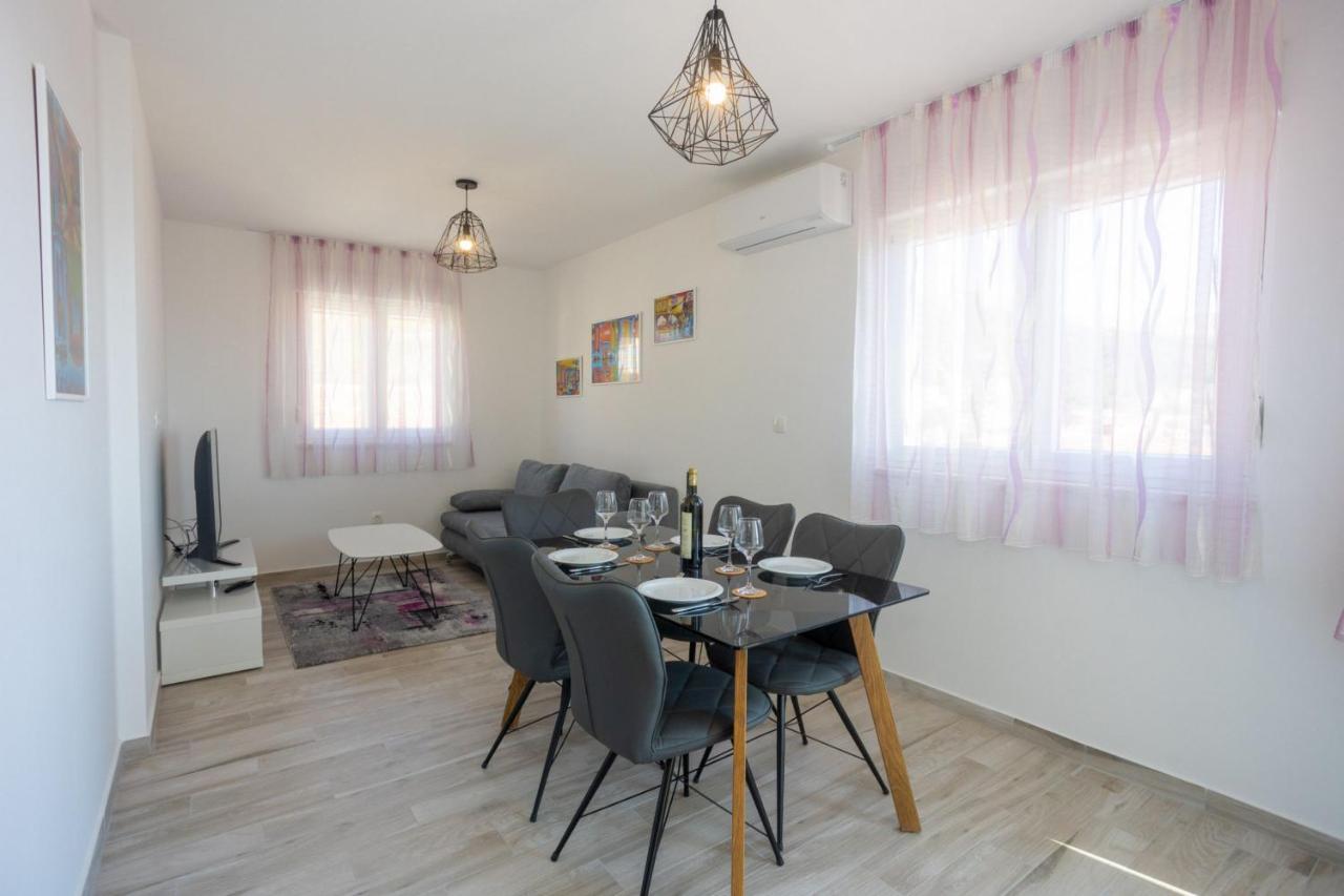 R&R Residence بودْسْتغانا المظهر الخارجي الصورة